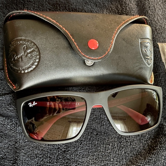 Ray-Ban Sunglasses RB4228M FERRARI  Sunglasses with Ferrari Ray Ban case - Picture 3 of 6
